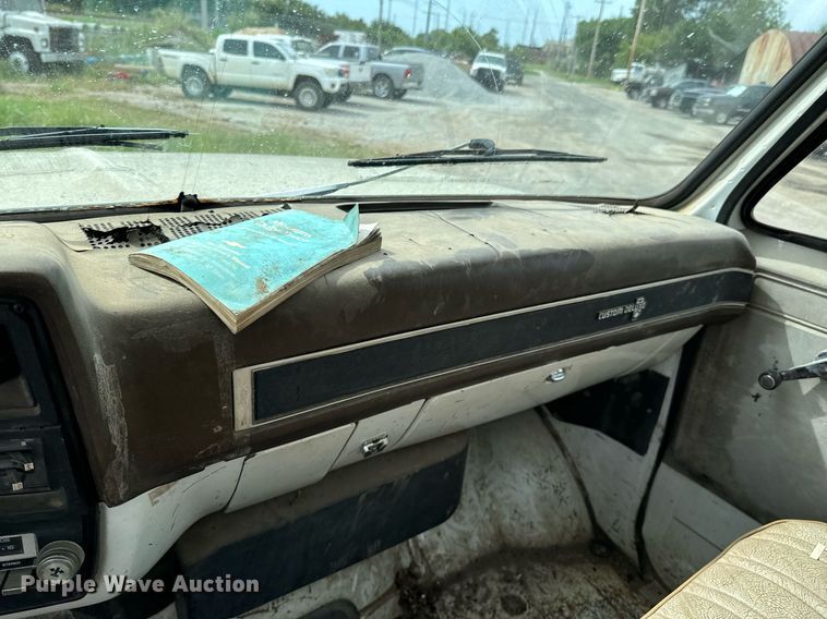 image for item DX1232 1983 Chevrolet C70 water truck