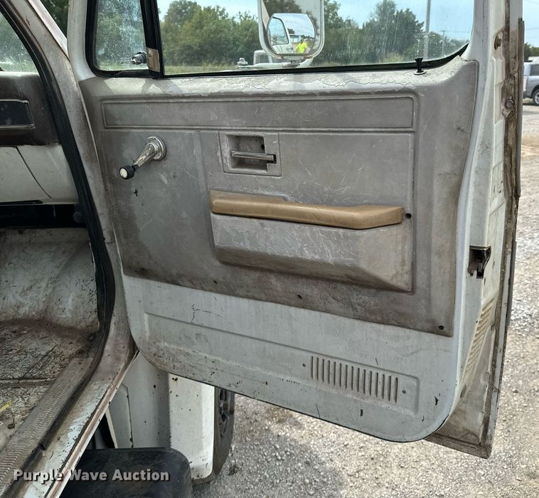 image for item DX1232 1983 Chevrolet C70 water truck