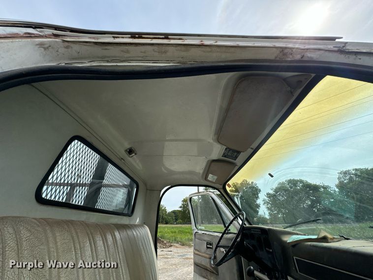 image for item DX1232 1983 Chevrolet C70 water truck