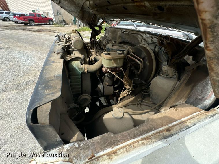 image for item DX1232 1983 Chevrolet C70 water truck