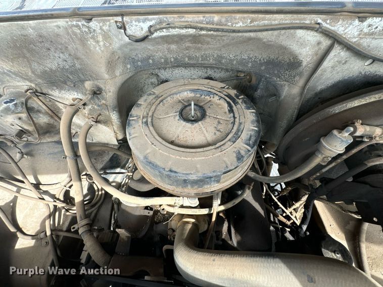 image for item DX1232 1983 Chevrolet C70 water truck