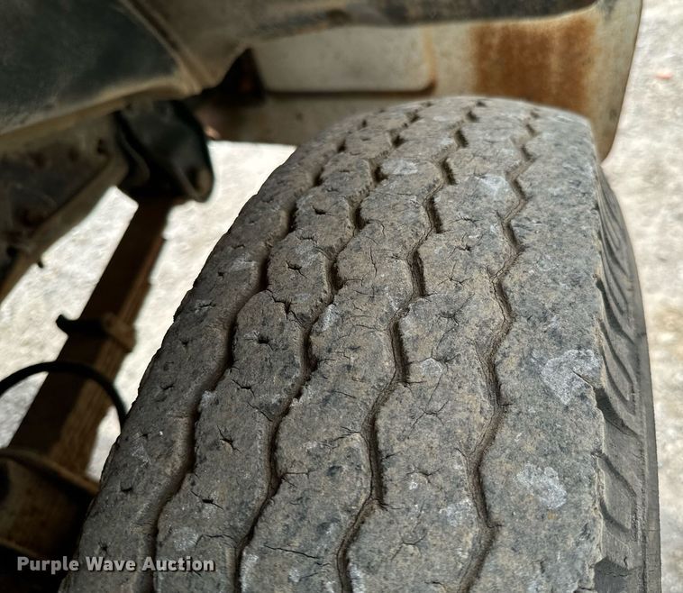 image for item DX1232 1983 Chevrolet C70 water truck