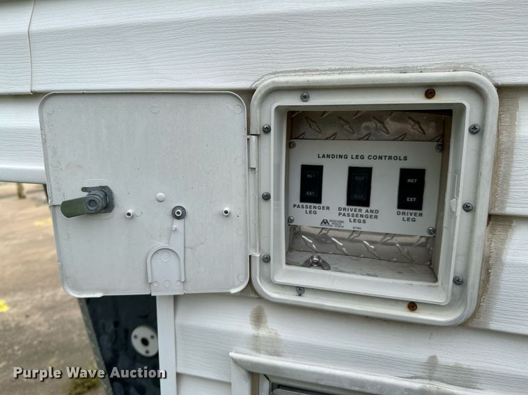 image for item DX1234 2002 Scotty Trlfire safety training trailer