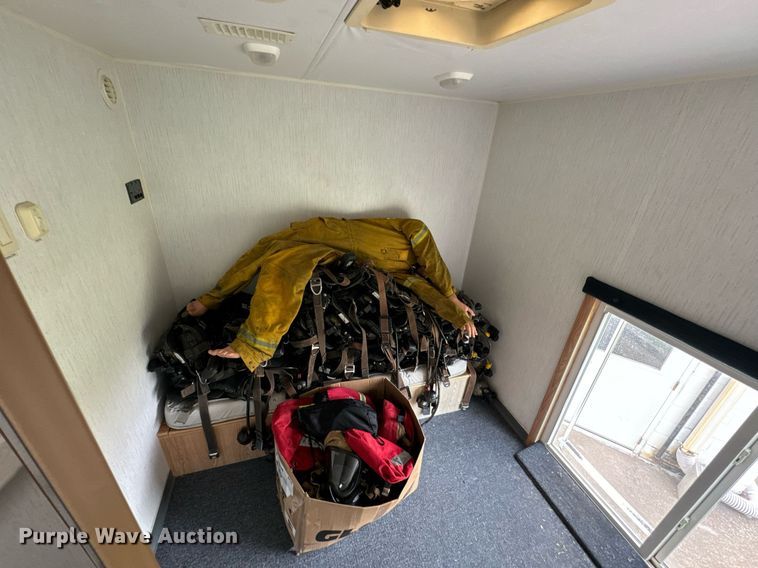 image for item DX1234 2002 Scotty Trlfire safety training trailer