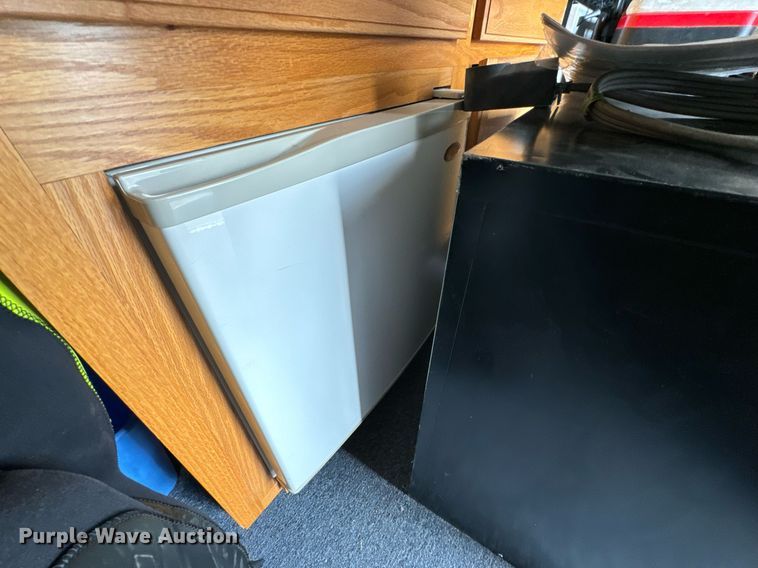 image for item DX1234 2002 Scotty Trlfire safety training trailer