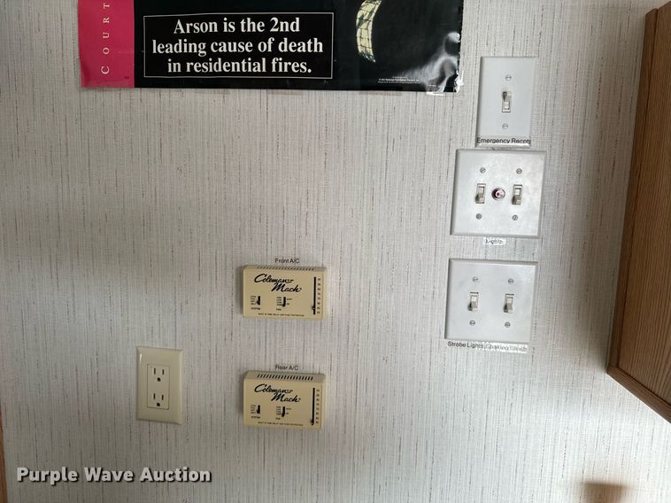 image for item DX1234 2002 Scotty Trlfire safety training trailer