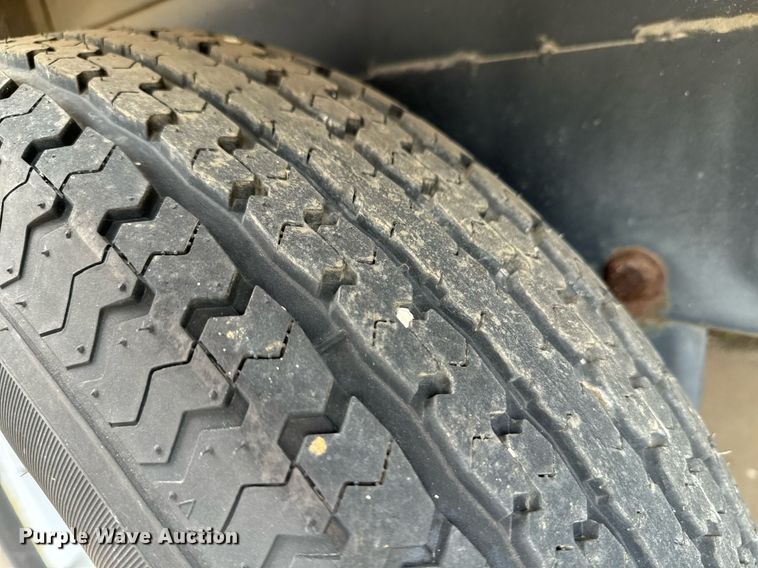 image for item DX1234 2002 Scotty Trlfire safety training trailer