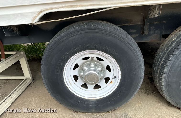 image for item DX1234 2002 Scotty Trlfire safety training trailer