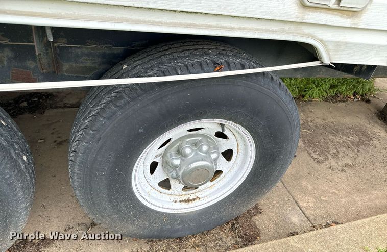 image for item DX1234 2002 Scotty Trlfire safety training trailer