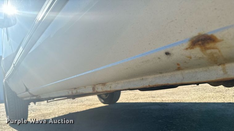 image for item DX3575 1996 Ford E350 Club Wagon XLT van