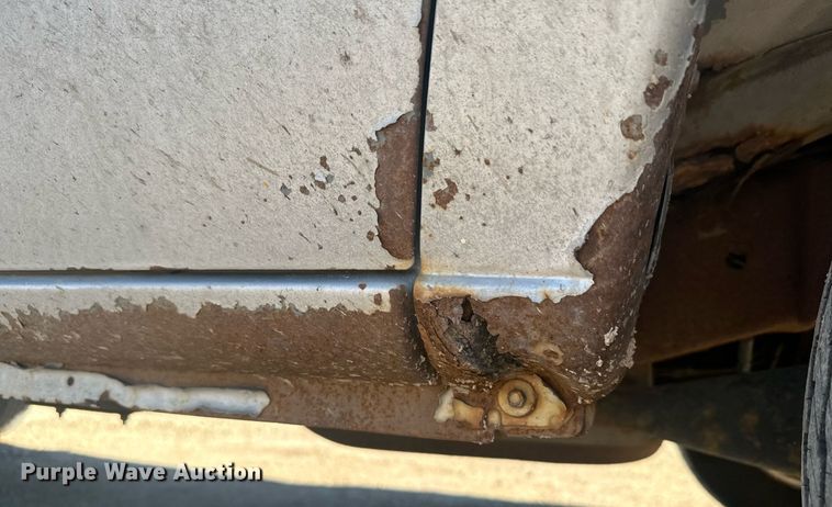 image for item DX3575 1996 Ford E350 Club Wagon XLT van