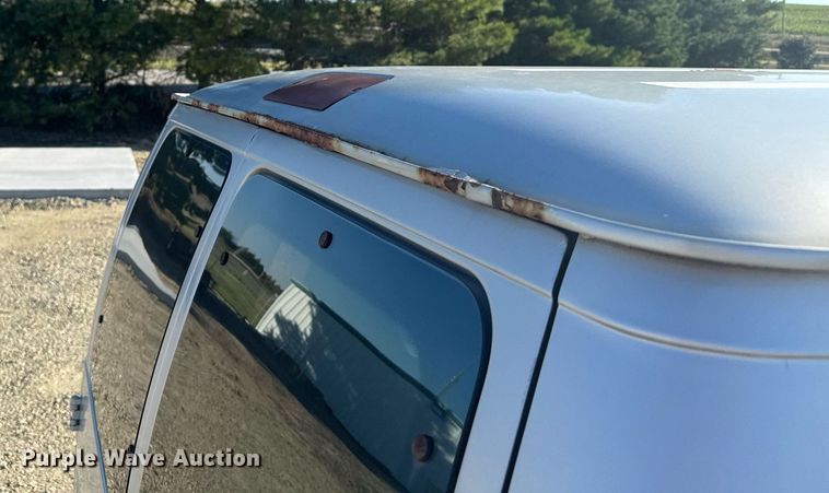 image for item DX3575 1996 Ford E350 Club Wagon XLT van