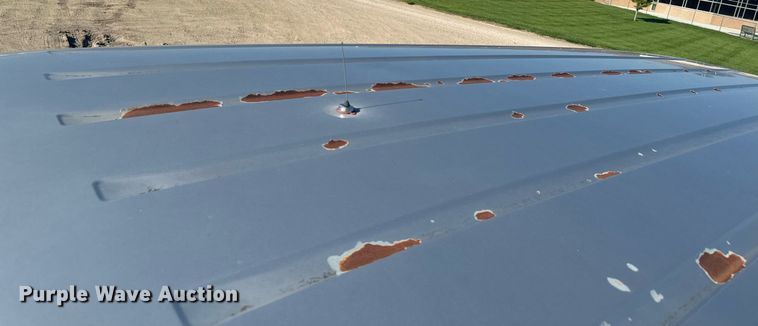 image for item DX3575 1996 Ford E350 Club Wagon XLT van