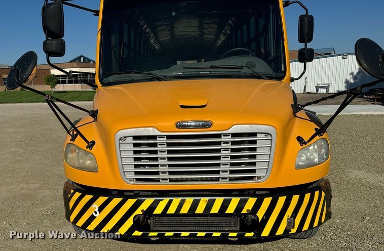 image for item DX3576 2006 Thomas school bus