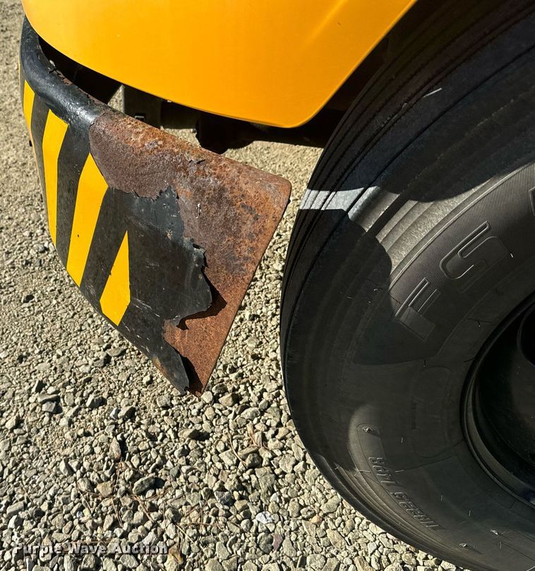 image for item DX3576 2006 Thomas school bus