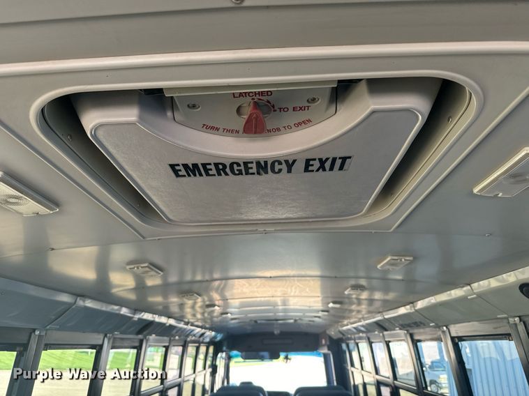 image for item DX3576 2006 Thomas school bus