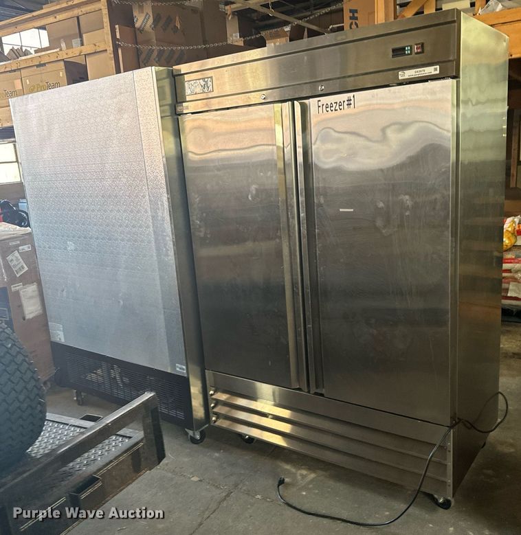 image for item DX3579 Avantco refrigerator and freezer