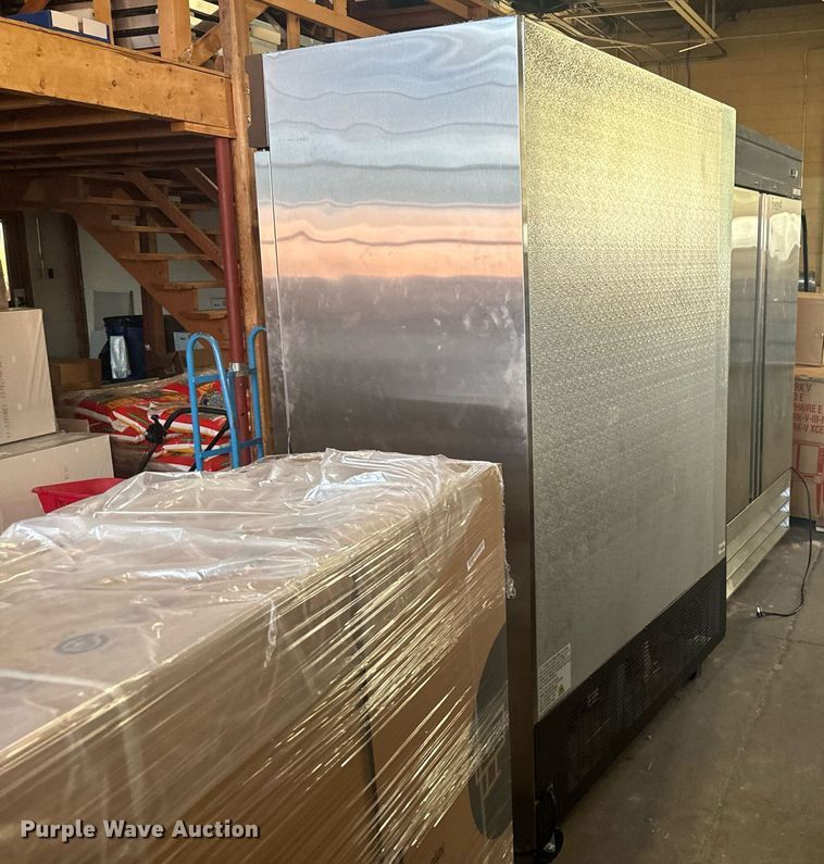 image for item DX3579 Avantco refrigerator and freezer