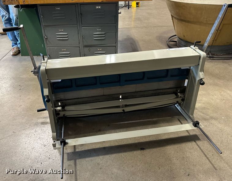 image for item DX3584 2017 Baileigh SBR-4020 sheet metal brake