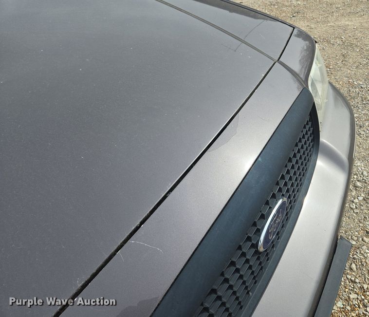 image for item EE8472 2003 Ford Crown Victoria Police Interceptor    