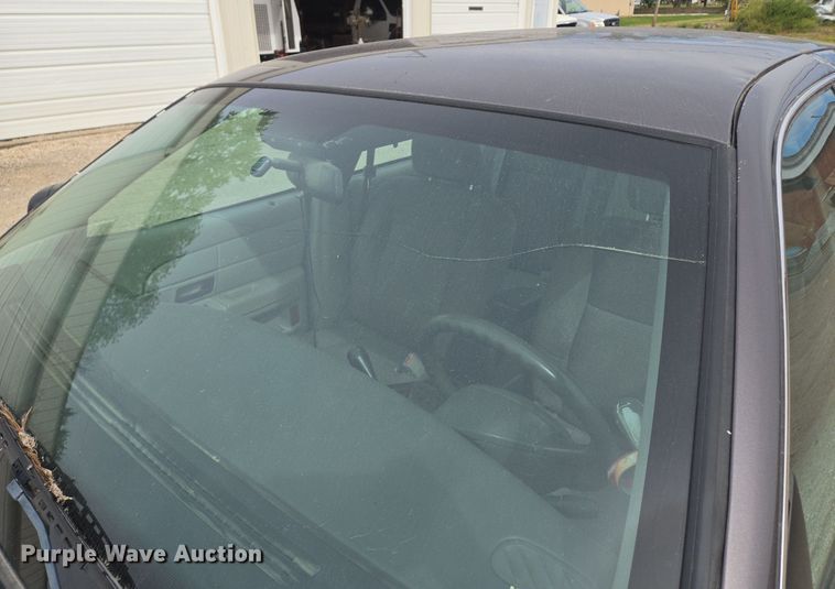 image for item EE8472 2003 Ford Crown Victoria Police Interceptor    