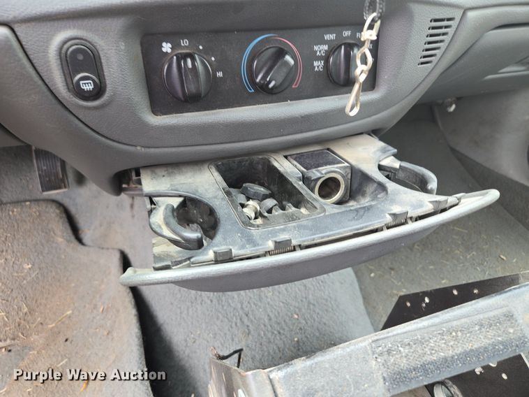 image for item EE8472 2003 Ford Crown Victoria Police Interceptor    