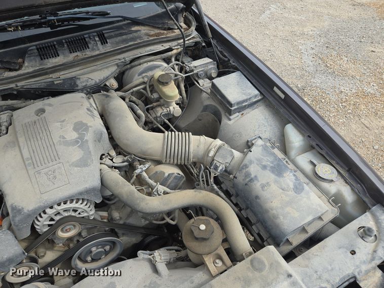 image for item EE8472 2003 Ford Crown Victoria Police Interceptor    