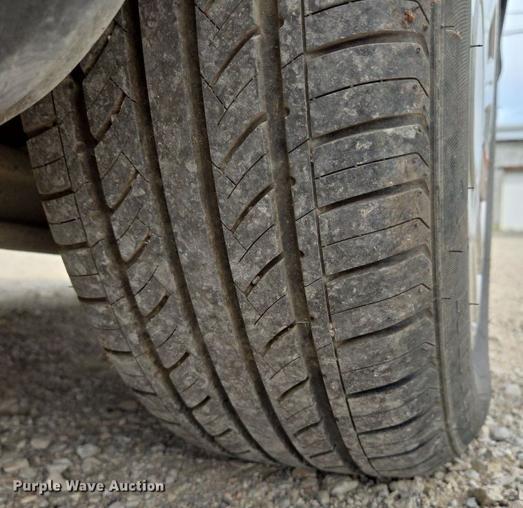 image for item EE8472 2003 Ford Crown Victoria Police Interceptor    