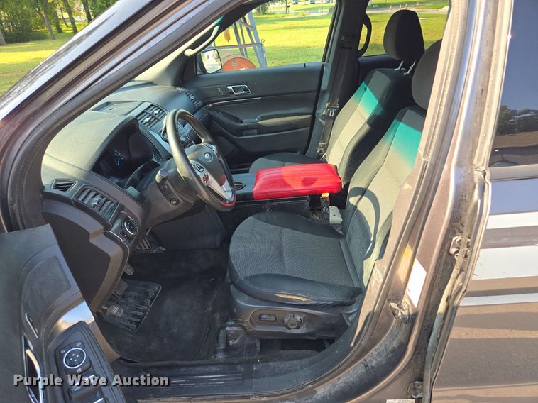 image for item EE8501 2013 Ford  Explorer Police Interceptor  SUV