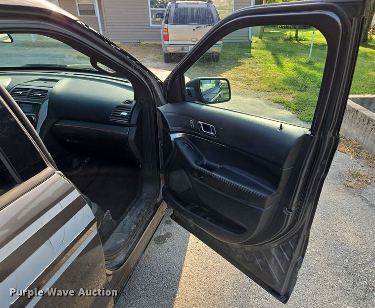 image for item EE8501 2013 Ford  Explorer Police Interceptor  SUV