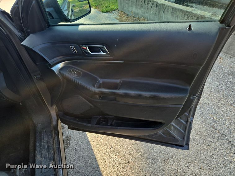 image for item EE8501 2013 Ford  Explorer Police Interceptor  SUV