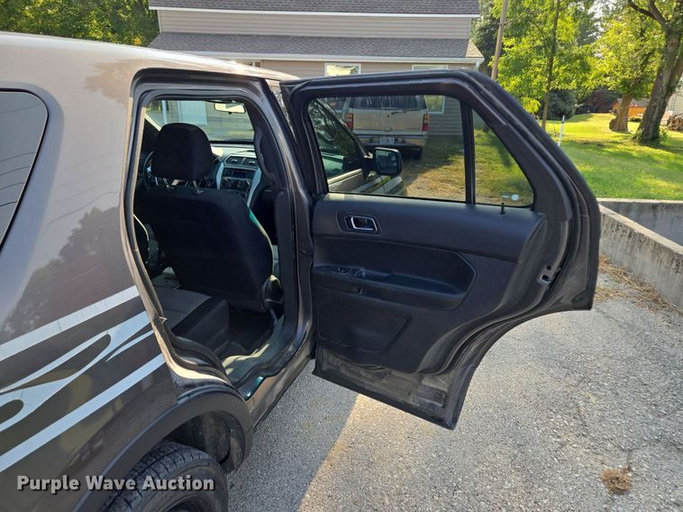 image for item EE8501 2013 Ford  Explorer Police Interceptor  SUV