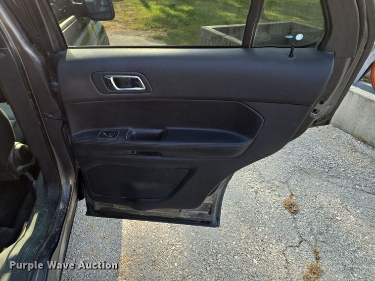 image for item EE8501 2013 Ford  Explorer Police Interceptor  SUV