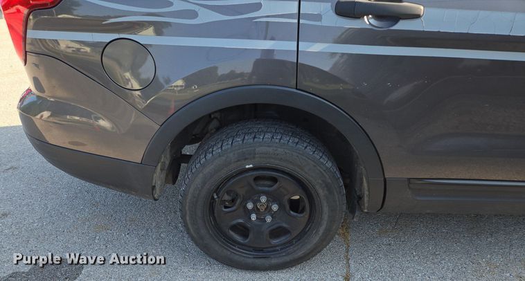 image for item EE8501 2013 Ford  Explorer Police Interceptor  SUV