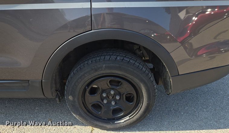 image for item EE8501 2013 Ford  Explorer Police Interceptor  SUV