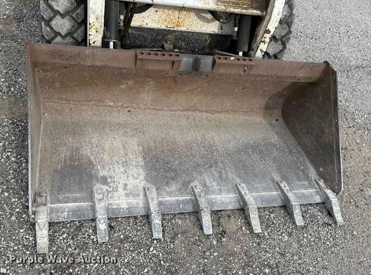 image for item EH7002 2008 Bobcat  S205 Skid steer loader