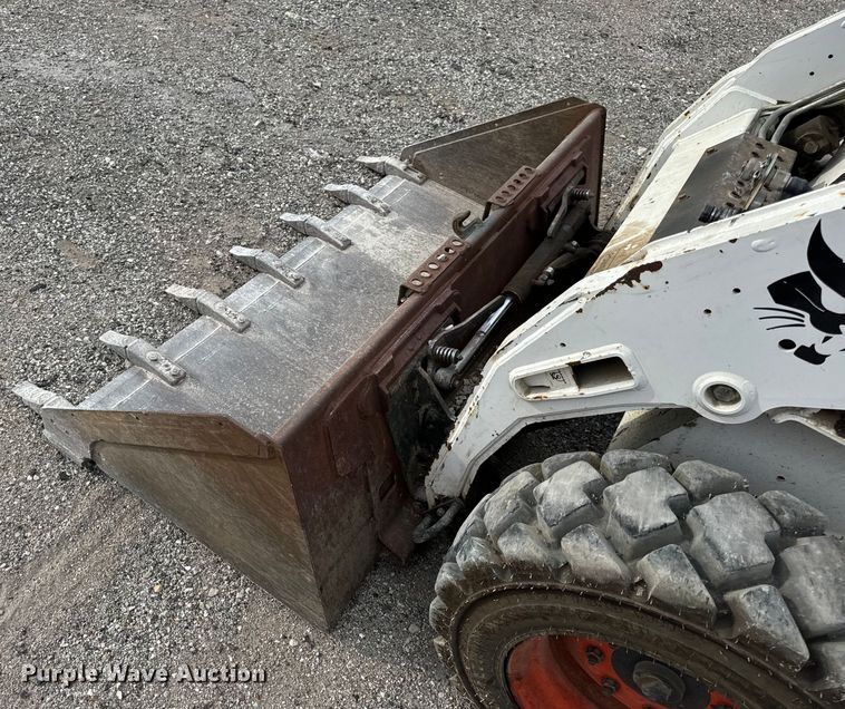 image for item EH7002 2008 Bobcat  S205 Skid steer loader