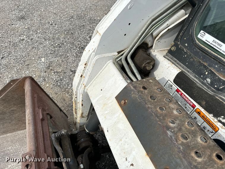 image for item EH7002 2008 Bobcat  S205 Skid steer loader