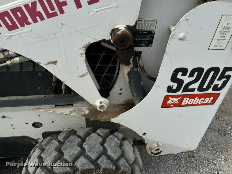 image for item EH7002 2008 Bobcat  S205 Skid steer loader