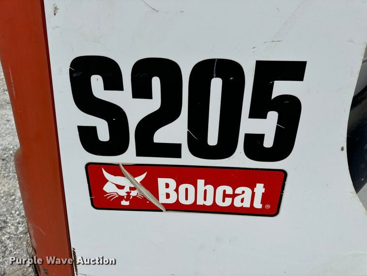 image for item EH7002 2008 Bobcat  S205 Skid steer loader