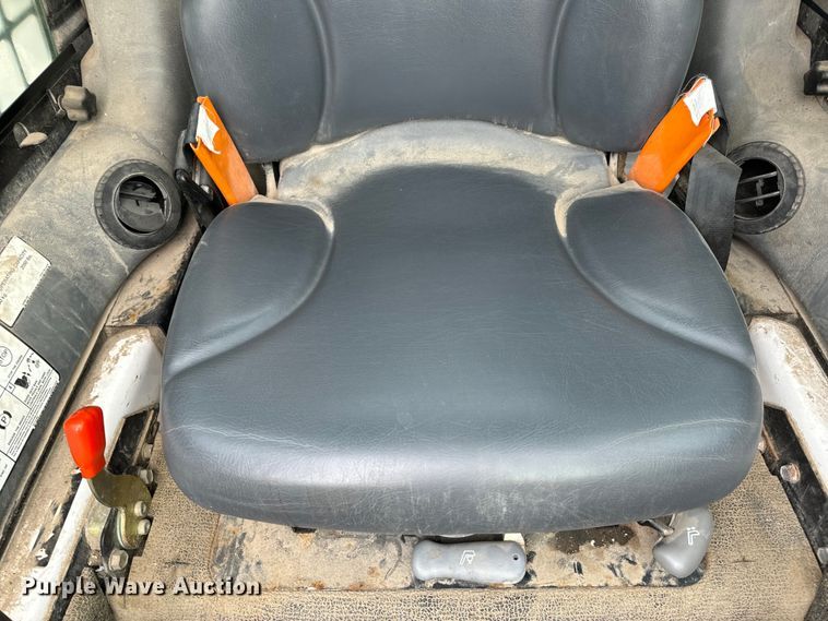 image for item EH7002 2008 Bobcat  S205 Skid steer loader