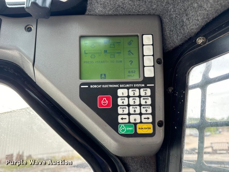 image for item EH7002 2008 Bobcat  S205 Skid steer loader