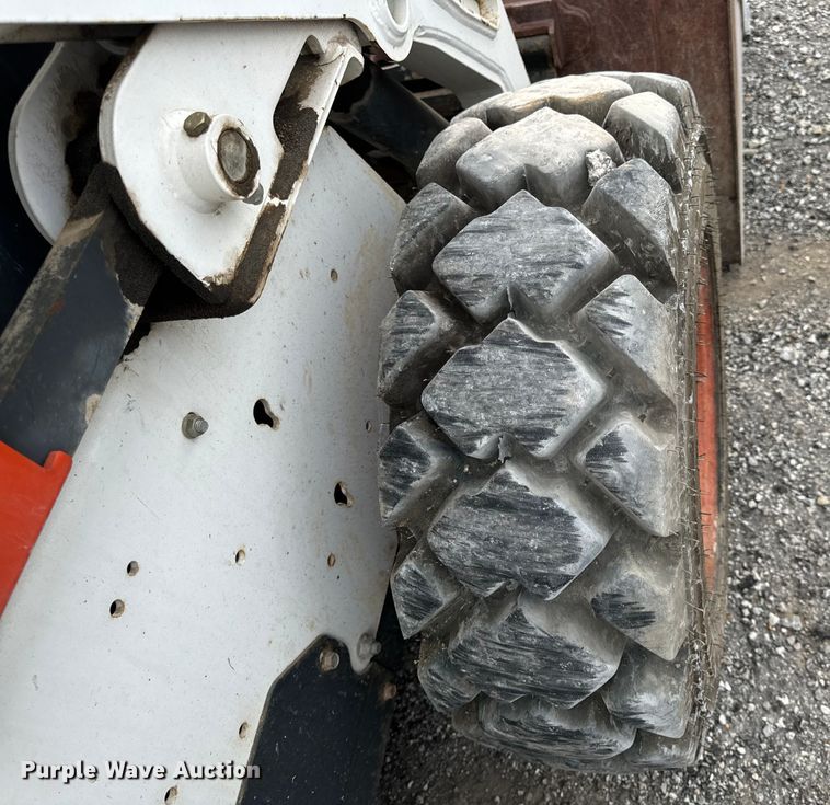 image for item EH7002 2008 Bobcat  S205 Skid steer loader