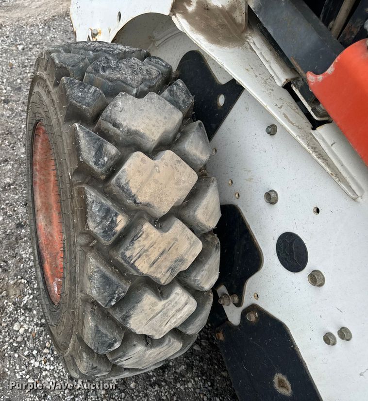 image for item EH7002 2008 Bobcat  S205 Skid steer loader