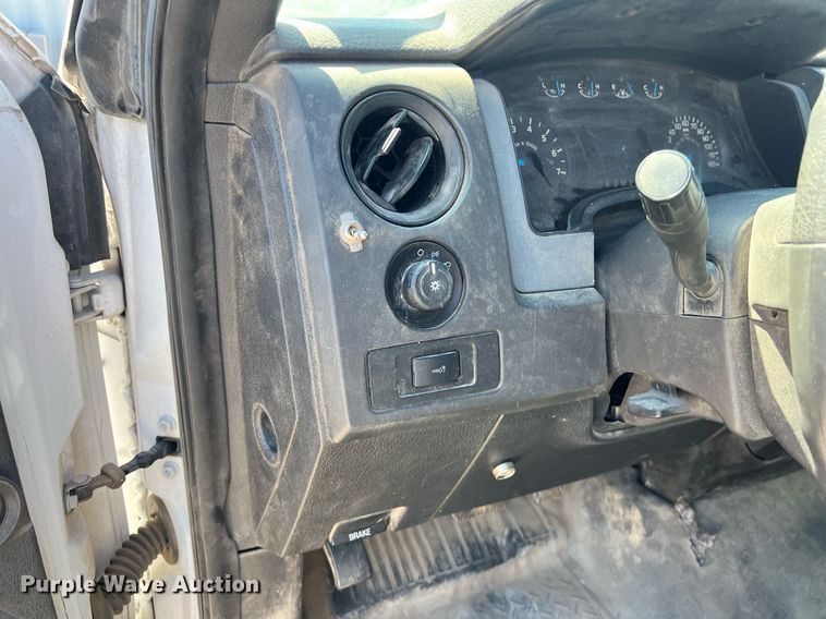 image for item EJ2991 2014 Ford F150 XL  SuperCab pickup truck