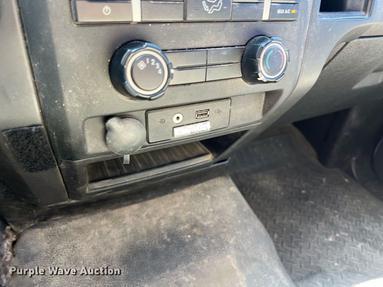 image for item EJ2991 2014 Ford F150 XL  SuperCab pickup truck