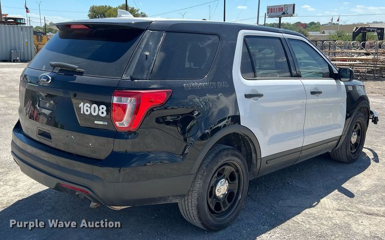 image for item EJ2993 2016 Ford Explorer Police Interceptor SUV
