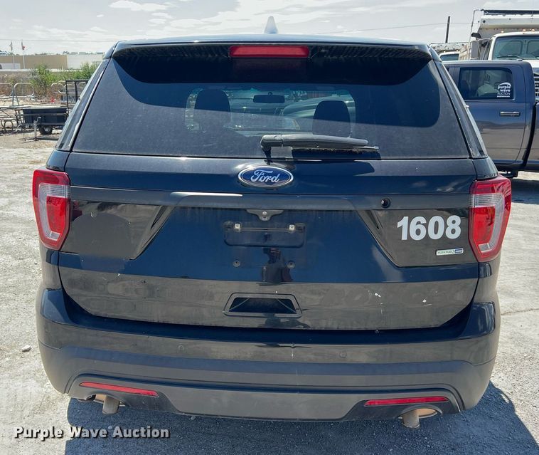 image for item EJ2993 2016 Ford Explorer Police Interceptor SUV