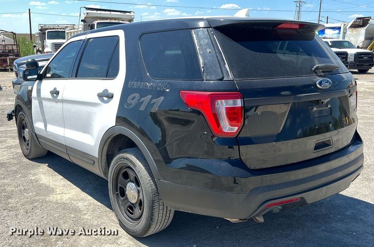 image for item EJ2993 2016 Ford Explorer Police Interceptor SUV