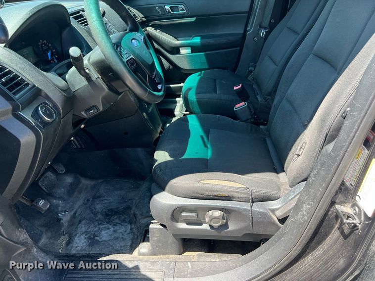 image for item EJ2993 2016 Ford Explorer Police Interceptor SUV